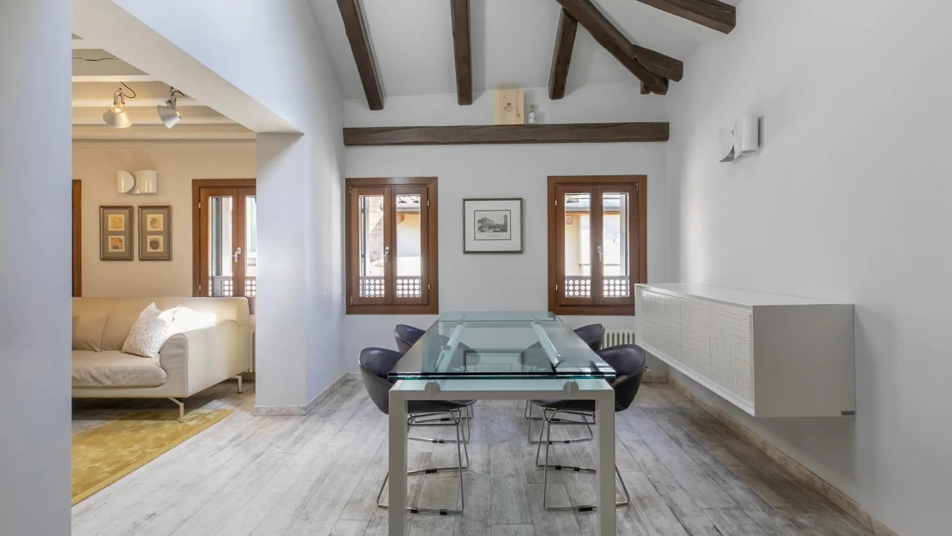 Old Town Nest By Welchome Treviso Italy