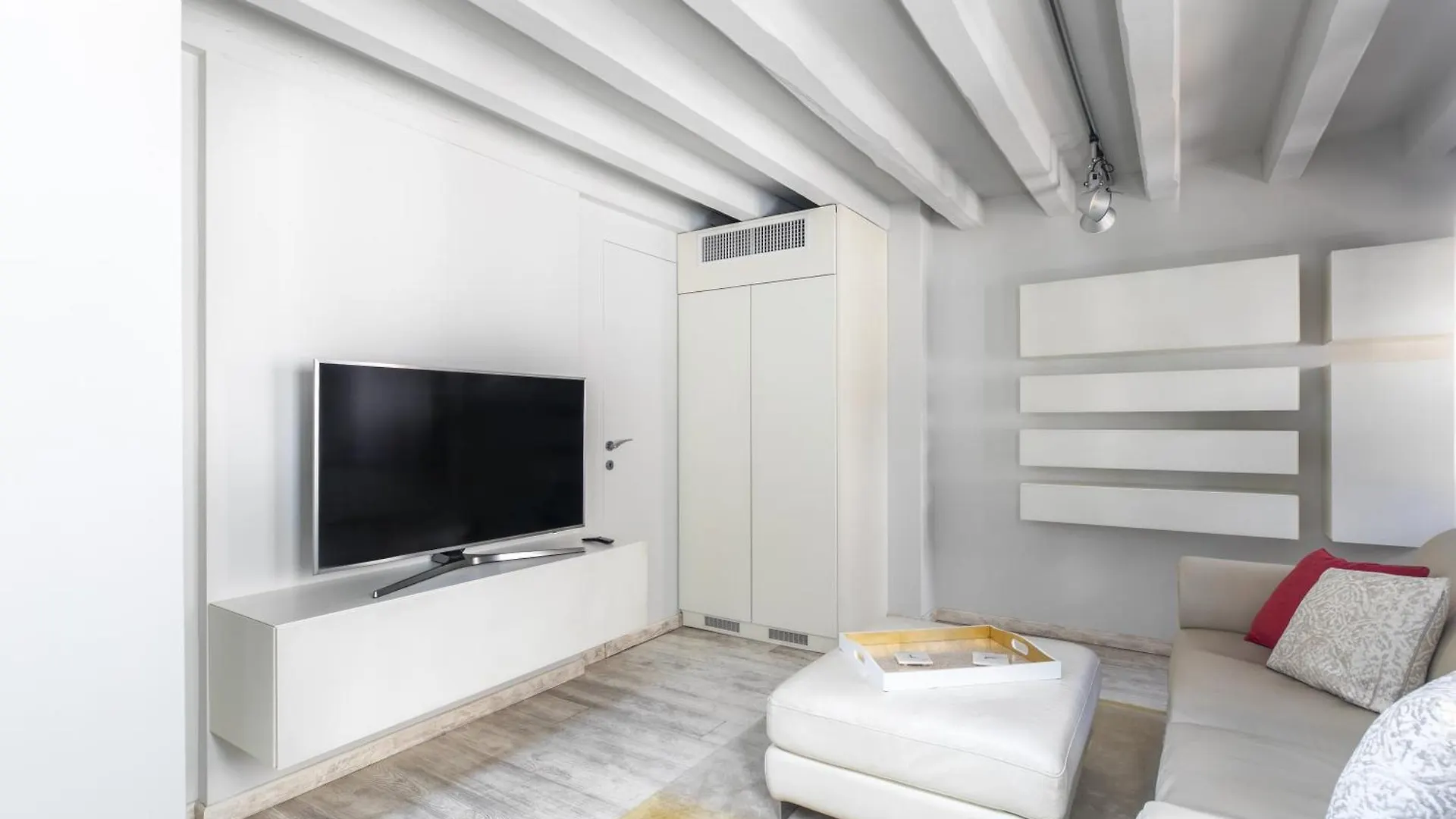 Old Town Nest By Welchome Treviso Italy